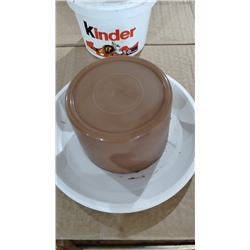 Шоколад молочный (кусковой 27%) в ведерке Киндер ~ 900 гр.